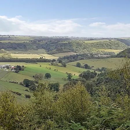 Holiday home Barnscliff Heights Broxa